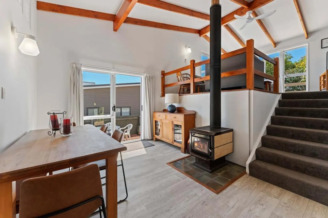 Fun In Wharewaka Villa Taupo